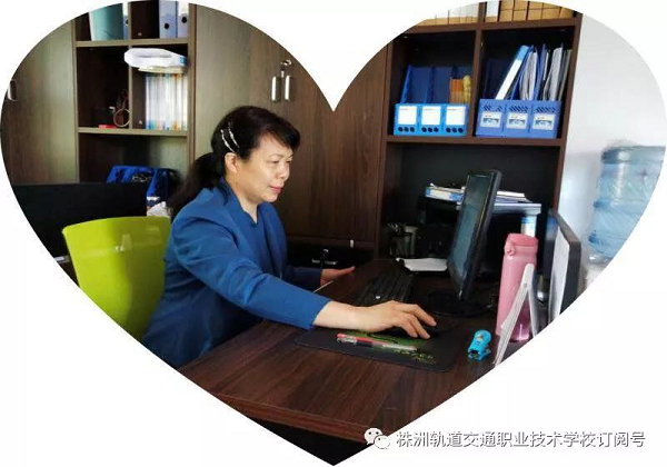 三尺講臺(tái)，感恩有你系列報(bào)道-“為師表，如慈母，愛(ài)幼雛” 記教務(wù)科科長(zhǎng)唐小軍老師
